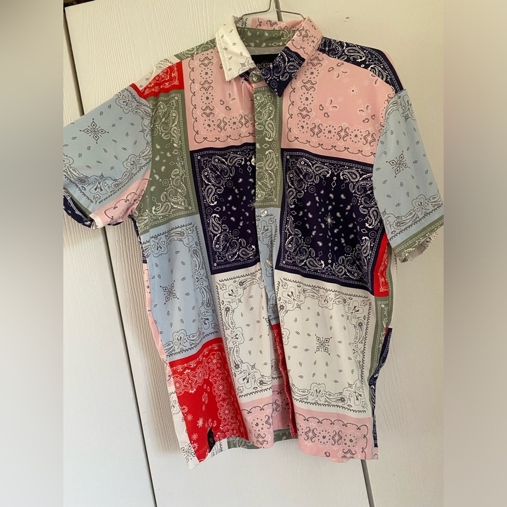 Multicolor Hankerchief button down